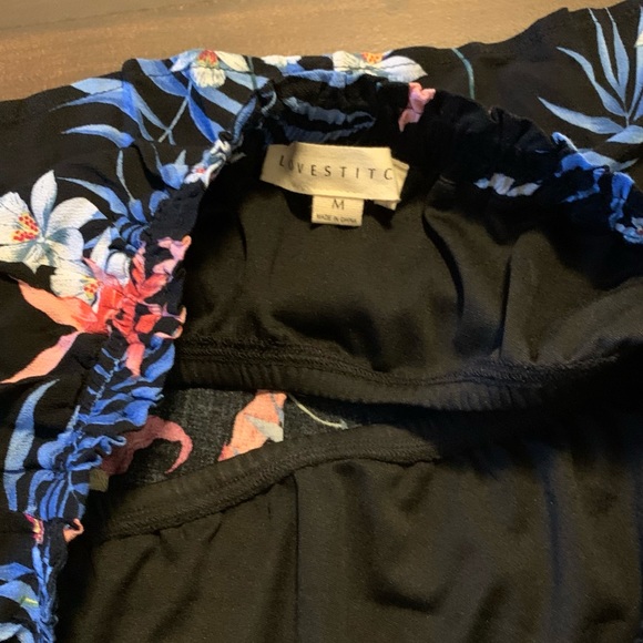 Tropical flutter tube top - Picture 3 of 5